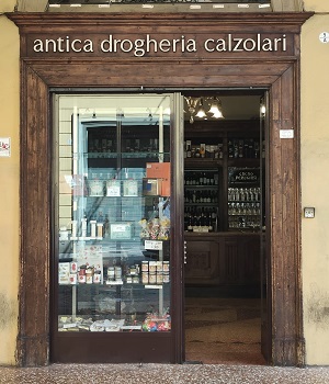 ANTICA DROGHERIA CALZOLARI  di Delfiore Sauro